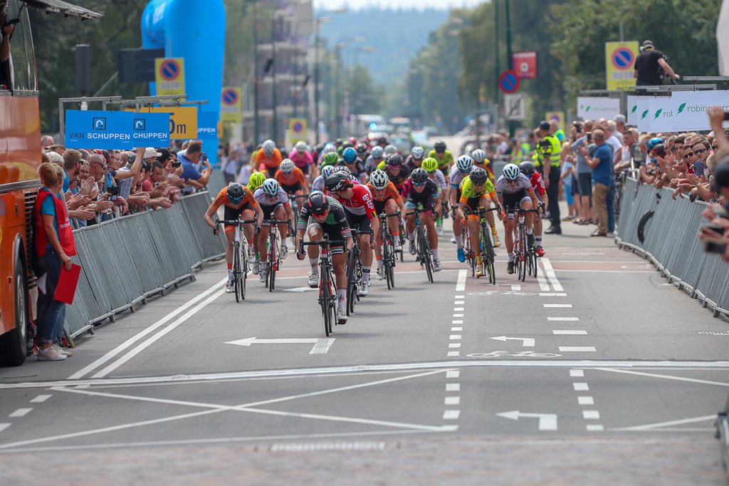 SEProffscykling's tweet photo. #Cykelnytt 🇳🇱🇸🇪
#Topp10 #VeenendaalClassic #VVCwomen
#MTBnytt #JennyRissveds
📸 @sportfotonl
🔗https://t.co/P7n9ApOz4Q https://t.co/OeK7HiodWC