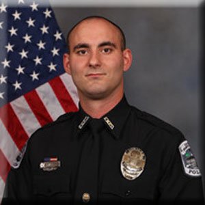 Fort Myers Police Officer Jobbers-Miller formerly of Wayne, NJ was killed in the line of duty July 28th.This Sunday, August 26th a memorial service for will be held at Vander May’s Funeral Home in Wayne. Anyone wishing to pay tribute may come 1pm - 6pm. 

vandermay.com/obituarydetail…