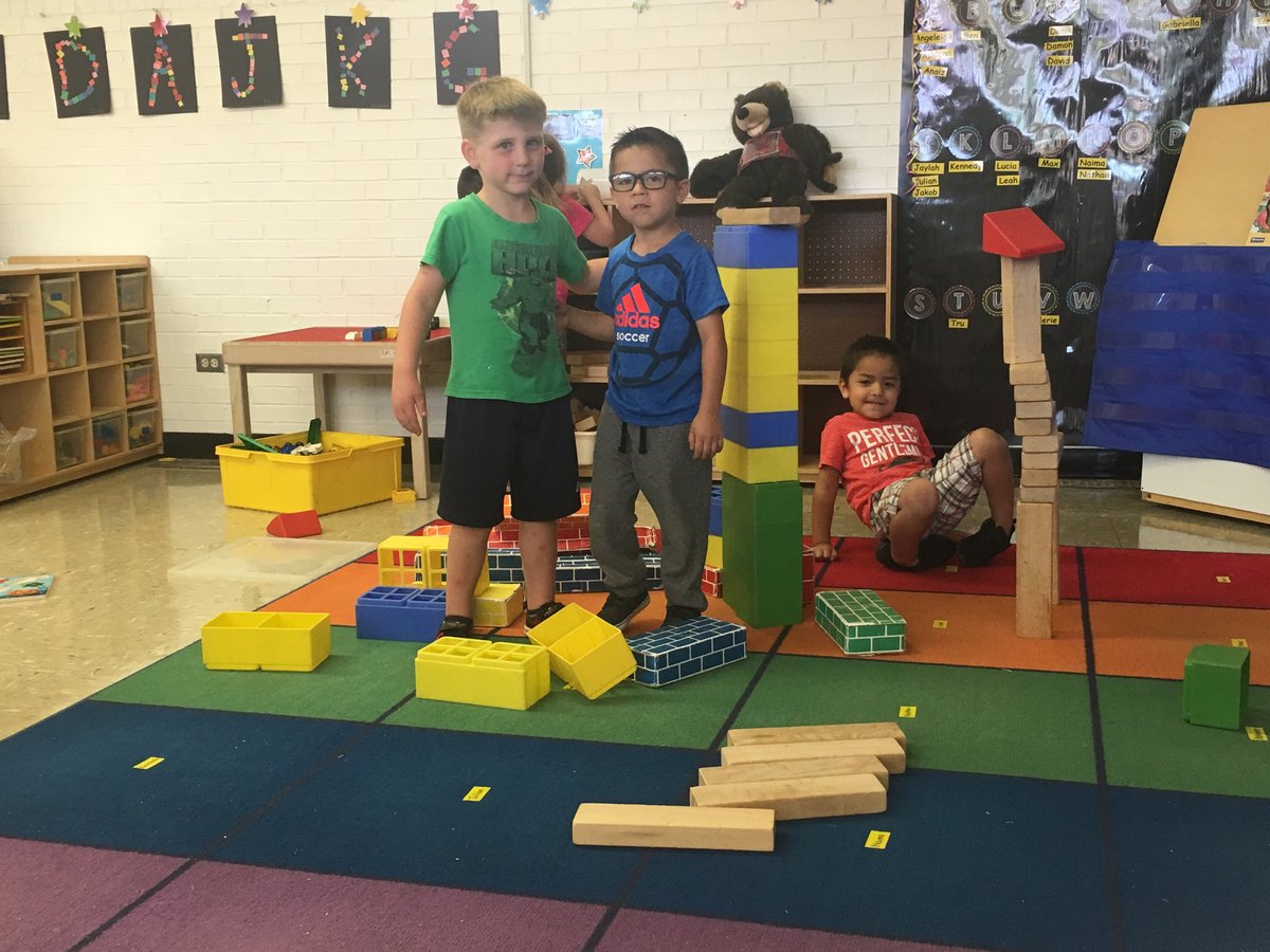 Heather Davis tweet media