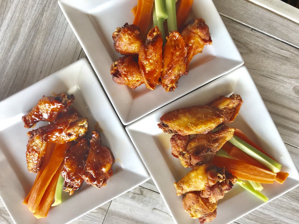 theinletnww's tweet photo. Take a peep at this triple threat 😋 Buffalo, Sweet Chili, &amp; Cajun wings are 0.50¢ starting @ 5p! 

#wingnight #winginwednesday #wildwoodeats #summerlovin #northwildwood #buffalo #sweetchilli #cajun https://t.co/FzwvdgPqjN