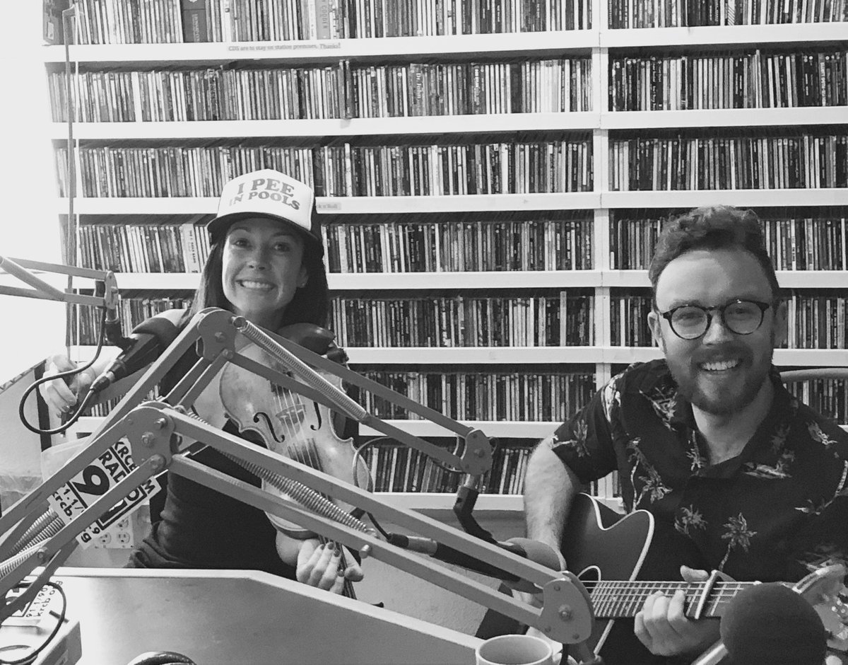 michaelobrienvo's tweet photo. Thank you to Amanda Shires & and the band for stopping by @KRCBFMRadio91 before their show @MysticTheatreCA! Amazing singer/writer/storyteller. @amandashires #tothesunset #krcb #sonoma #chickens #leonardcohen https://t.co/XSkMwLdOFF