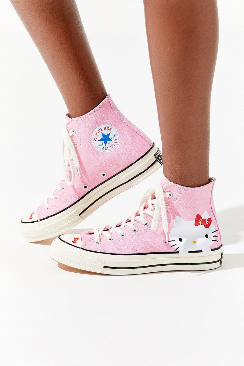 urban outfitters converse