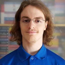 westernuScience's tweet photo. Ryan Harlen, one of two @SchulichLeaders Scholarship recipients @westernu is #offtowestern this fall and he can’t wait to pursue his degree in #computerscience with a minor in #gamedevelopment. Congratulations Harlen and welcome to the Science community!
https://t.co/ORP9aVJj3i https://t.co/qsT6lQSnz8