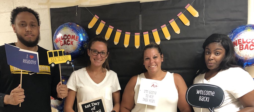 msdickerson107's tweet photo. We’re ready for the Beast.Year.Ever! #caryelementary #bestyearever #welcomeback @CaryElem https://t.co/Kq8Wkpia8p
