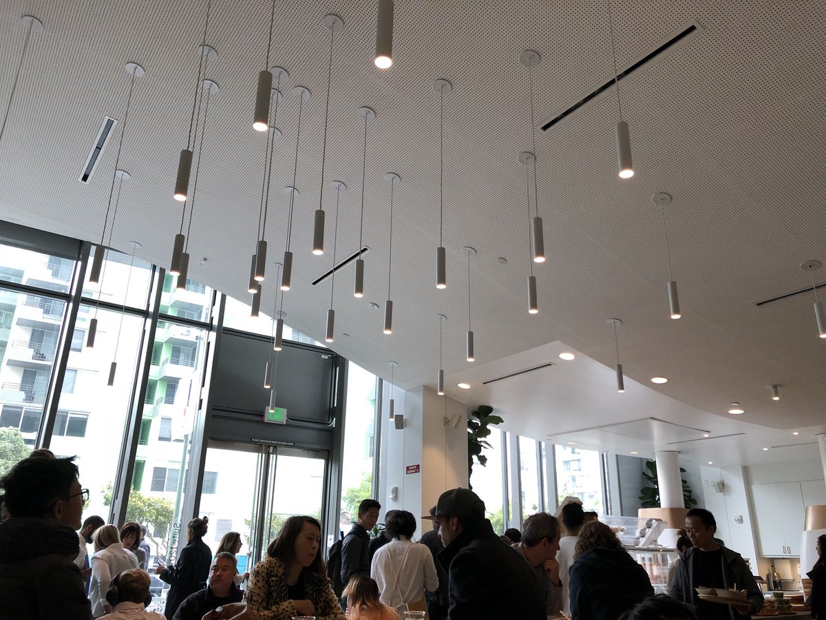 sfeatdrinkwrite's tweet photo. Suppose it was inevitable since it’s located in my building. Finally trying out @eatatcreator https://t.co/jEfDKThLF1