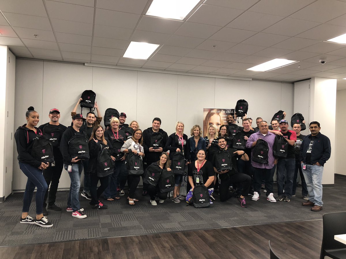 lalaleeloo's tweet image. Yesterday the #authenticaz team came together &amp;amp; donated almost 2100 school supplies and 50 backpacks to @Voices4CASA! 😍🙌So thankful for everyone&apos;s generosity &amp;amp; so proud to be part of such an amazing team! #beyou @sdmwrestle @SeattleBritt @CHI_KarinaP