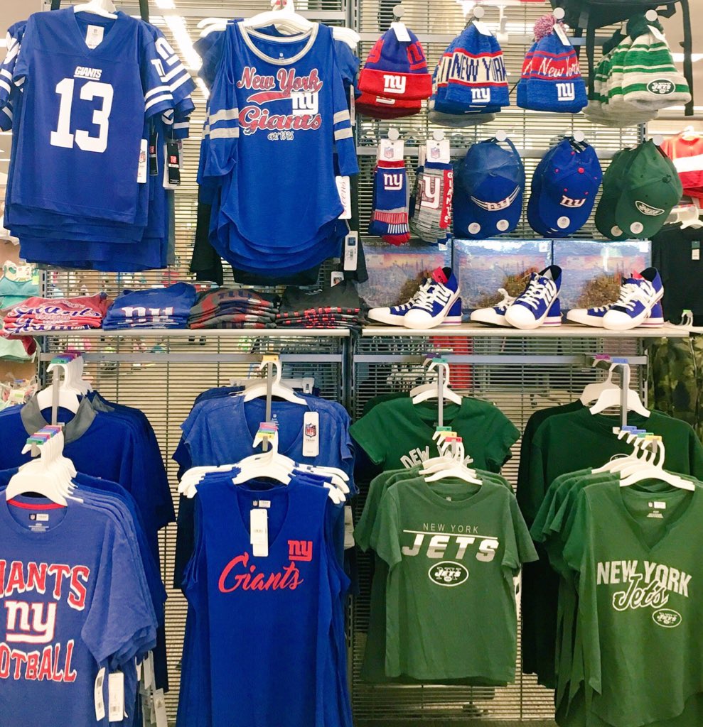 Working hard, playing harder at T1818 🏈 Kick off this football season by repping your favorite NY team!