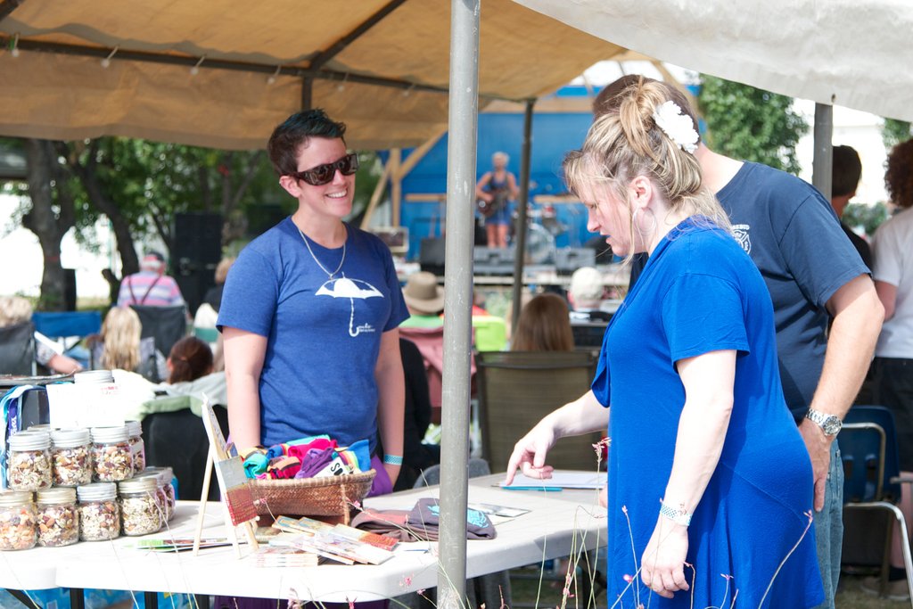 LAST MINUTE CALL FOR VENDORS! Are you a local vendor in the Southern Alberta area? We still have a few tables available for you to sell your wares this Sunday, August 26!

Get in touch with us at 15minutesoffamefestival@gmail.com for more information!