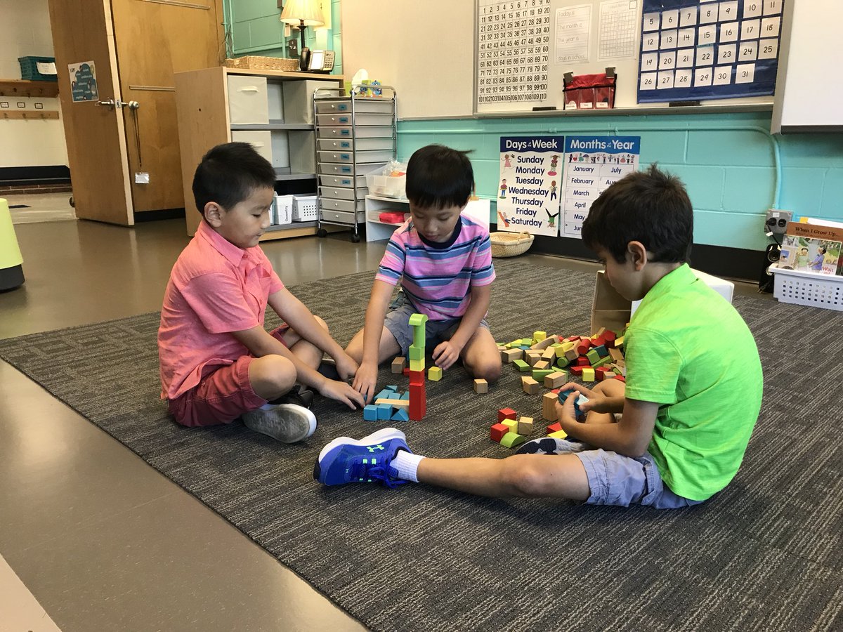 mrs_freer's tweet photo. Already enjoying those flexible learning seats in our #d34spaces https://t.co/A4VP4hcbBN