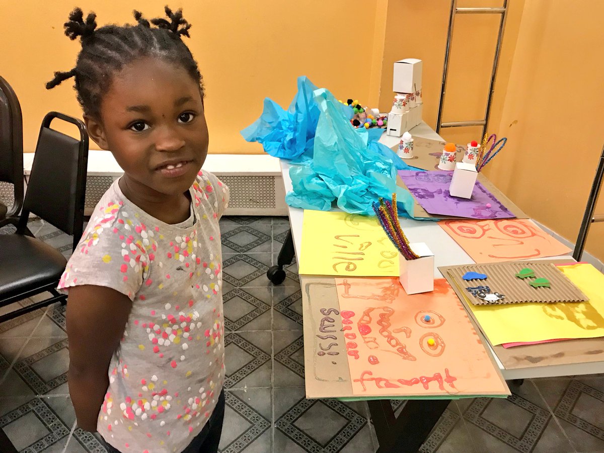WINNYC_ORG's tweet photo. We’ve got basketball courts, lots of green space and even a building dedicated to #DrSeuss at #CampWin! Thanks to our amazing. @BoxHQ volunteers for creating a great space for #WinKids to think about what makes a city into a home! #STEMchallenge #homehopewin https://t.co/BBAWxGRXx5
