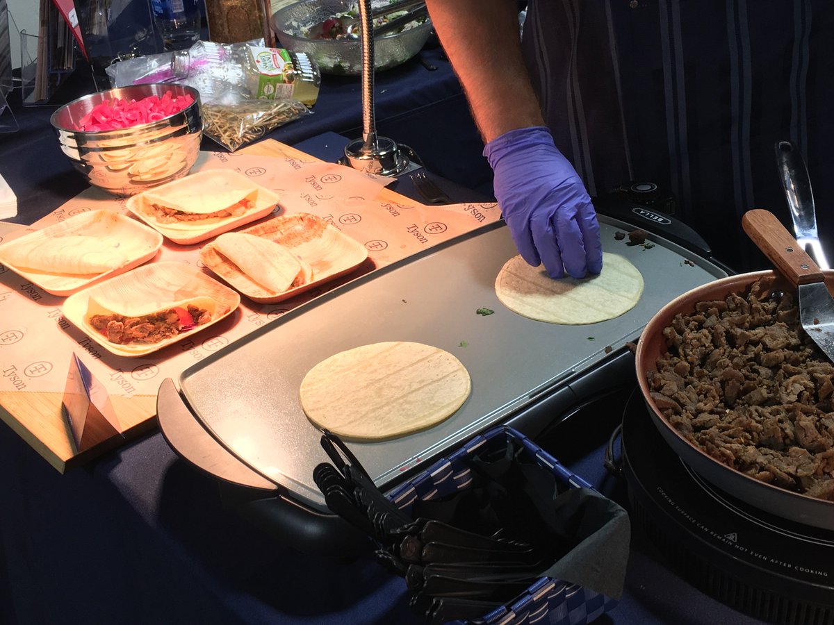TysonFdsrvc's tweet photo. Steak-EZE products deliver quality and great taste with ease at any meal. If you're #ExploringAHF this week, come by our booth and try for yourself. https://t.co/d264ng4OQS