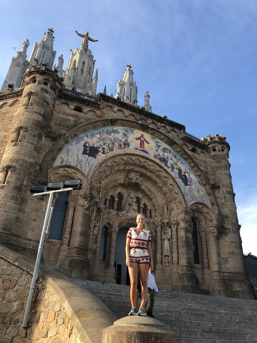 ashleyK_dances's tweet photo. Barcelona, Spain🇪🇸 https://t.co/KF3bJI6Uuw