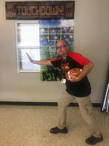 LHSReadingCoach's tweet photo. Team Fat is in it to win it! Tweet #2 #LetoHighSchoolHeisman @LHSMcCoy @LHSKleinTime @lfalconfootball https://t.co/EmxhCoxbYp