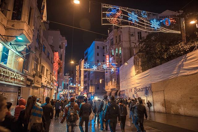 itscd's tweet photo. #itscd #photography #travel Just a typical night at Taksim Square in Istanbul.
.
.
#istanbul #turkey #europe #european #travel #photography #streetphotography #street #streetlife #wanderlust #discover #explore #analog #canon #canon_photos #istanbullife #istanbullovers #culture #h https://t.co/UCwPcHVZ9o