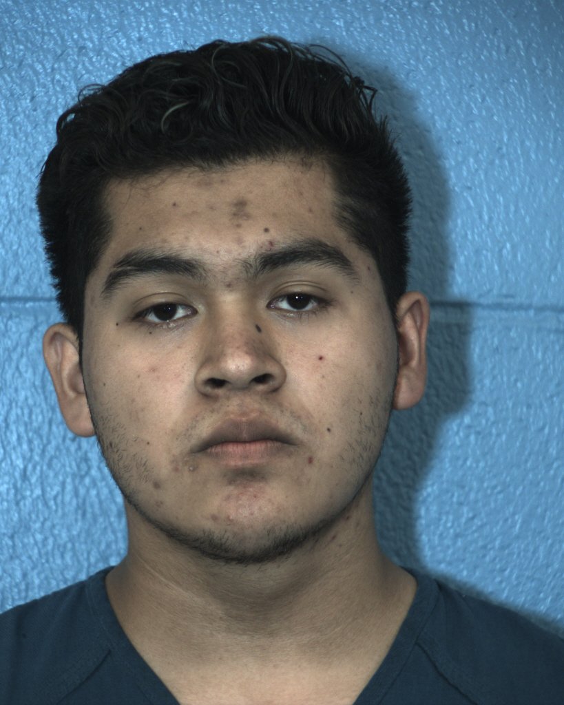 KalynNorwood's tweet photo. A student reporting a conversation he overheard in class - that's what led police to arrested these three teens. The seniors are accused of planning a school shooting at Taylor High School. Police arrested them in a matter of hours. More tonight on @KVUE https://t.co/hBacgijd69