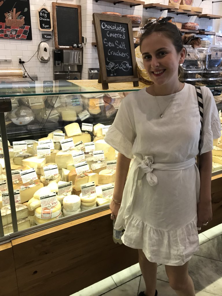 TheCheeseLife's tweet photo. Really fun outing in NYC checking out the nearby cheese bars, massive thanks to our ambassador @ciarafogartyX for the tip, use CIARA20 to get 20% off babybells in local stores. https://t.co/S9XcsD5k8u