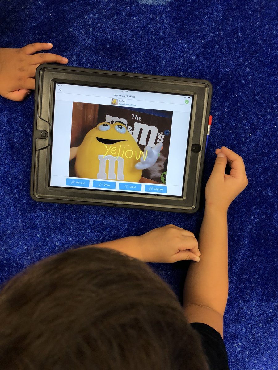 kinder2Psinapod's tweet photo. Even Kindergartners can use Seesaw on Day 5 of school! Our students took pictures of things that were yellow and practiced writing the sight word. Talk about engagement! @LearningatLTE https://t.co/oMgOkLzfpi