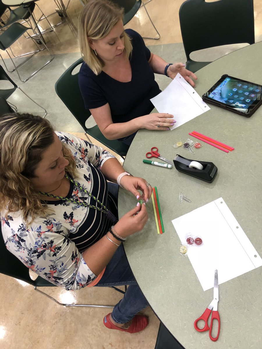 TraciChun's tweet image. Having fun at the Makerspace PlayStation at #weLearnVPS! #FutureReadyLibs