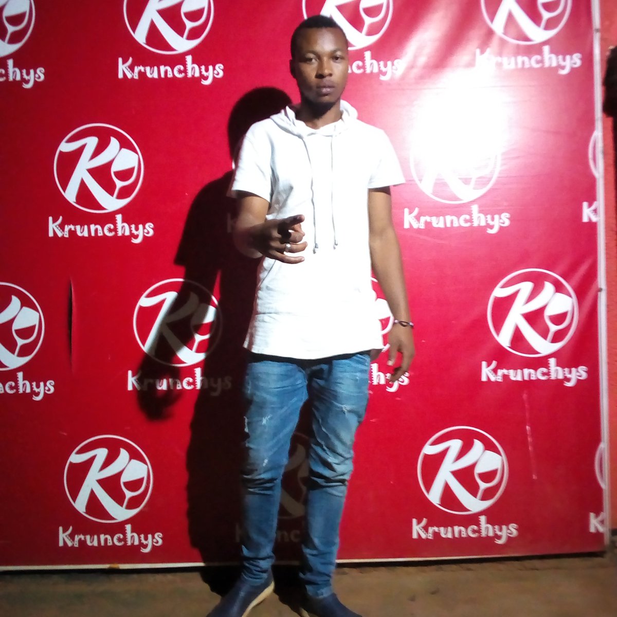dj_morick's tweet photo. Don't miss krunchys bar MusicYouNeed night 🎧 https://t.co/s2a173vA7G