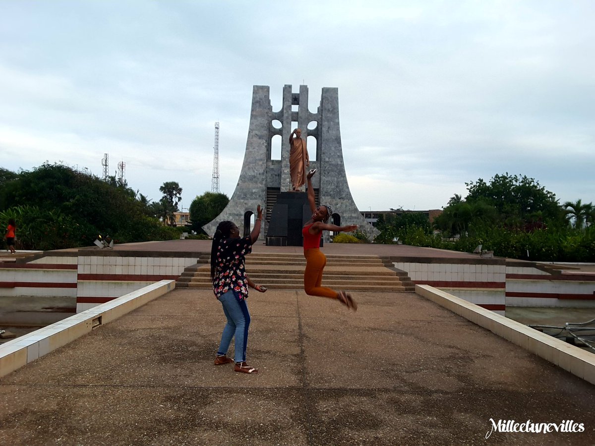 Milletunevilles's tweet photo. Dans la série #Visitonsleghana je vous envoie de l'amour, de la joie et surtout la pêche  🤗
Des lieux à  visiter  le temps d'une  escale 😍
#Freedom And #Justice #ghana 🇬🇭🇬🇭🇬🇭🇬🇭 https://t.co/VwgpqHaX78