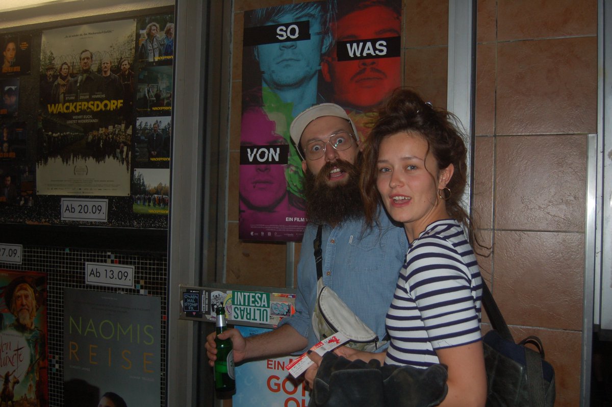 WulfSoergel's tweet photo. #JakobLass und #TinaFürst sprachen heute im @kinomoviemento mit dem Publikum über #SoWasVonDa, improvisiertes Drehen, #Kiezkalle und was sie von ihm gelernt haben. Am Do 23.08. 21.00h gibts nochmal die Chance im #KinoCentral...
#imKinoBerlin #immerwaslos #Moviemento #Kino #Film https://t.co/BWfGjsYTuB