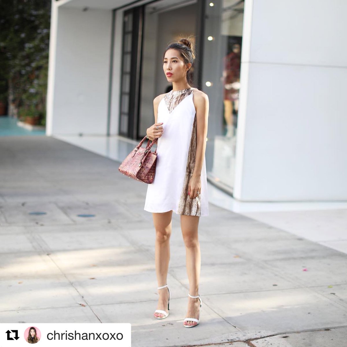 ipcouture's tweet photo. Chris Han looks just stunning and amazingly elegant in IP Couture. #summerdress #silkdress #shiftdress #elegant #cocktaildress #ipcouture https://t.co/YvVIbXgSLe