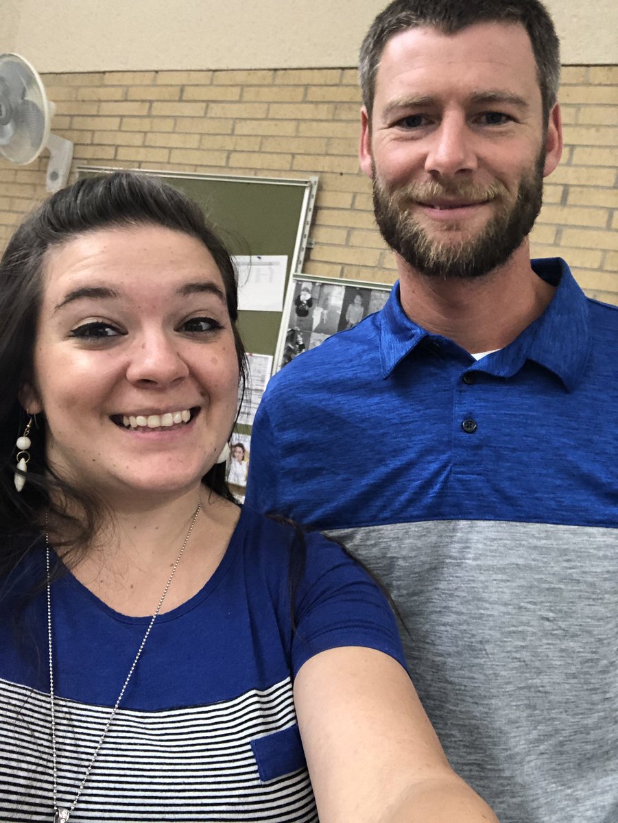 TWINNING! MrLindfors and I hope you had a terrific hump day!🐪