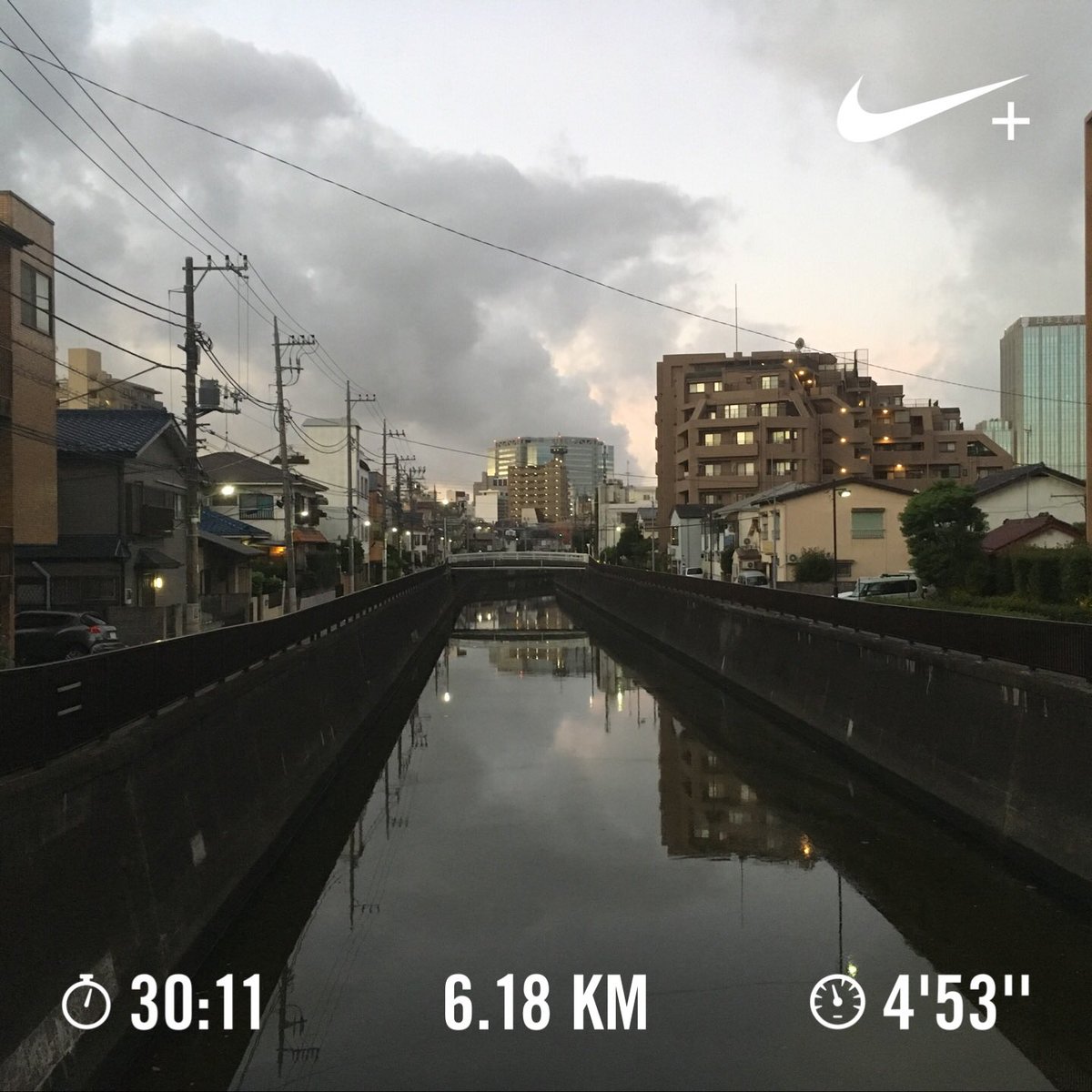 katzueno's tweet image. Finally beat 5min/km. But very humid. #ThuMorningRun #TokyoRun #HumidRun #DehydratedRun