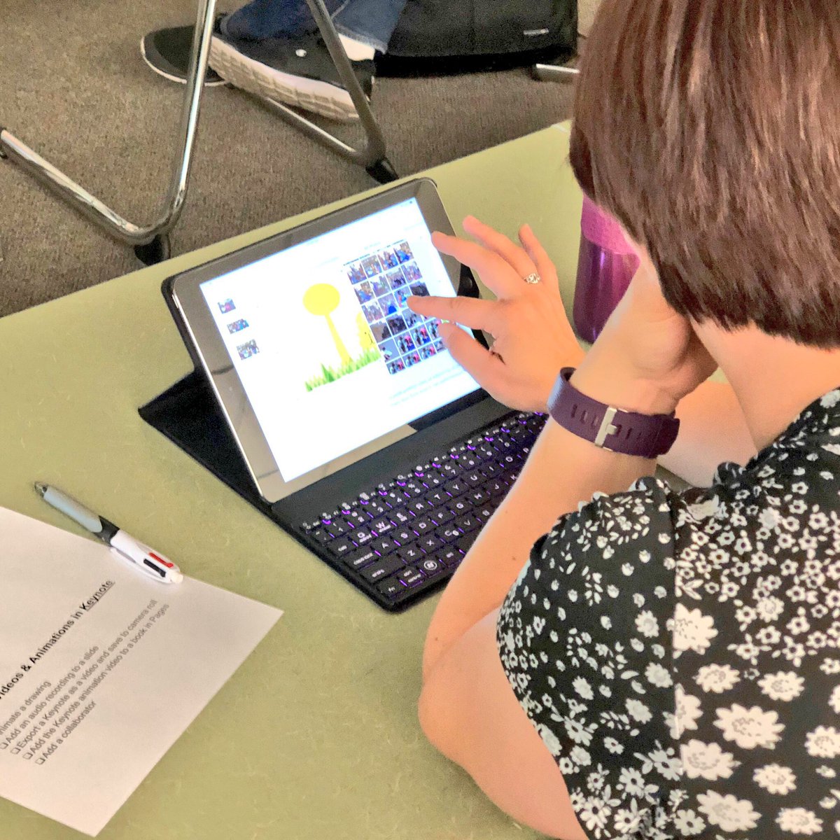 hornbackmd's tweet image. Teachers taking @apple’s iOS Pages to a completely new level. eBooks! Playing. Creating. Learning. Students just you wait what your #vpsamazing teachers have in store! #weLearnVPS