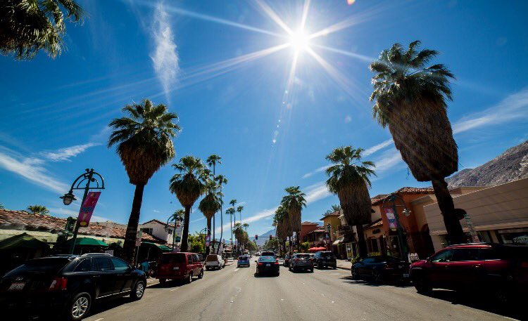 VIRGINRINGO's tweet photo. PalmSpring babe!! Oggi siam partiti dal Joshuatree park passando dal famoso @harmonymotel luogo culto per chi ama gli @U2 e ora sbarcati a #Palmspring con la gang di @RevolverShow #revolverontheroad con le nostre @YamahaMotorIT #fastersons Viaggiare e' linfa!#borntobefastersons https://t.co/8zkJiBFWPK