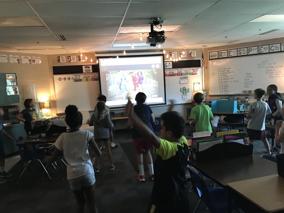 MrsFoster512's tweet photo. What do you do after your students have been quietly working hard on their MAP test for more than an hour?? @GoNoodle of course!!! @SunflowerSMSD https://t.co/oThklIJV8K