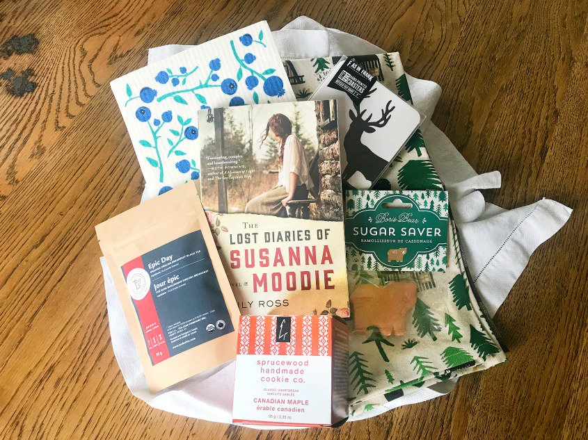 Merry120's tweet photo. Sponsored - Six doable self care tips to reduce stress in your life.https://t.co/7lejxjfyCq Plus a bit about my favourite de-stresser... @SweetReadsBox ! #selfcare #chasinghappy #Canadian https://t.co/dwkvUcfRbR