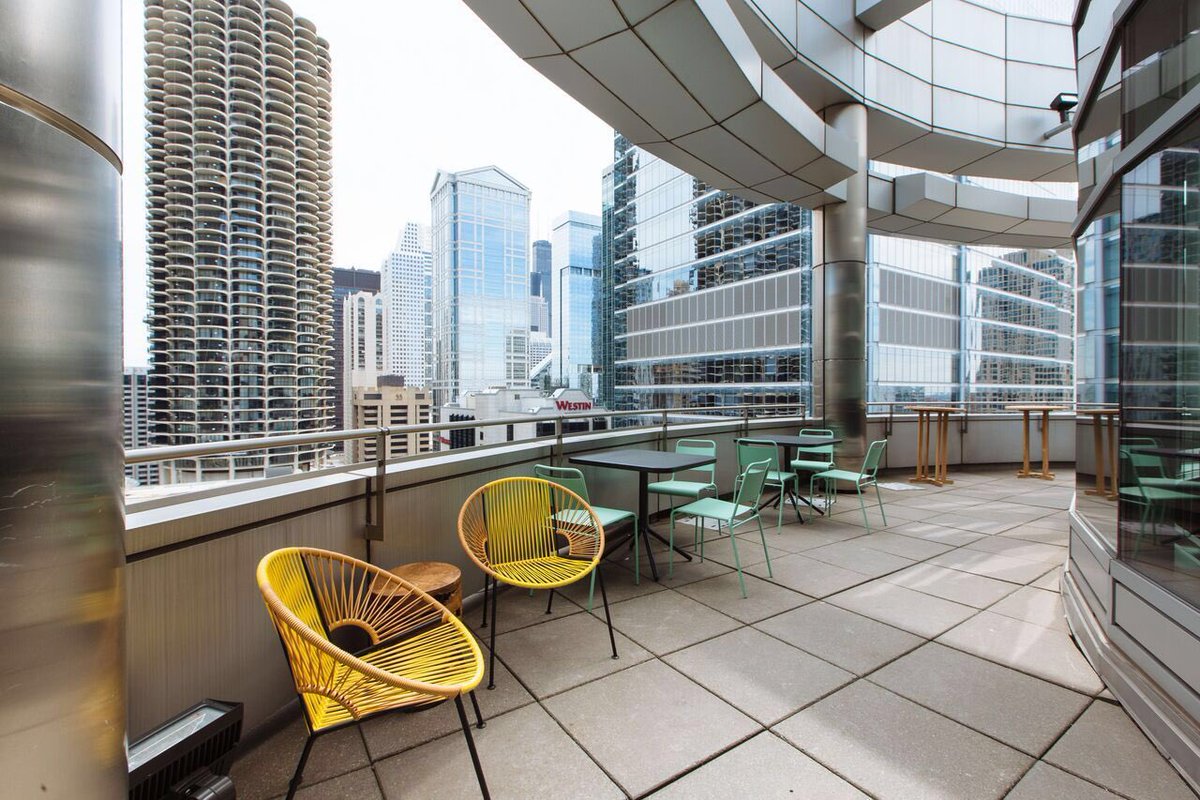 Had a great time last night at <a href="/ixdachicago/">ixda chicago</a> learning about utilizing contextual #data in #JourneyMapping from <a href="/dscout/">dscout</a> plus the awesome view from <a href="/WeWork/">WeWork</a> Kinzie of the #Chicago skyline is always a nice way to spend a Tuesday evening ;)