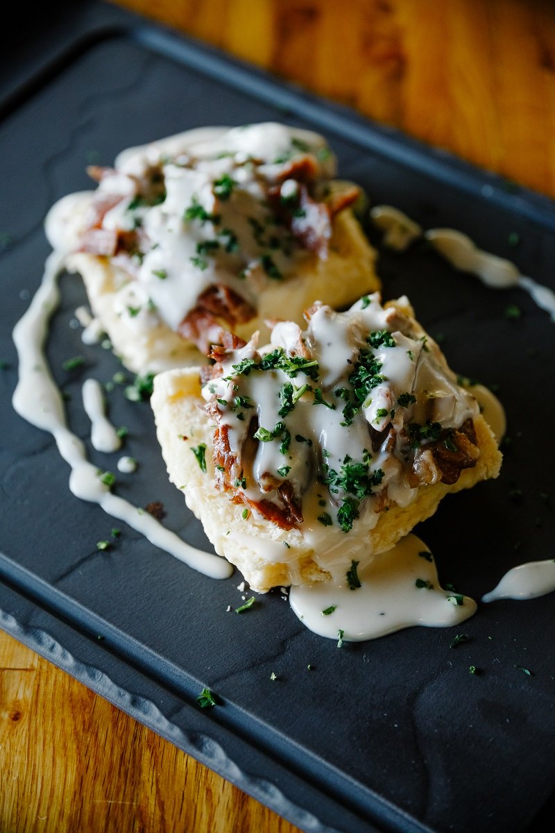 communEATylv's tweet photo. Good GRAVY! #BreakfastAtAndres is going to be 🔥🔥! Snag your tickets for our 8/25 late-night feast: https://t.co/1AAwRhCtHv https://t.co/zbVCCzVUho
