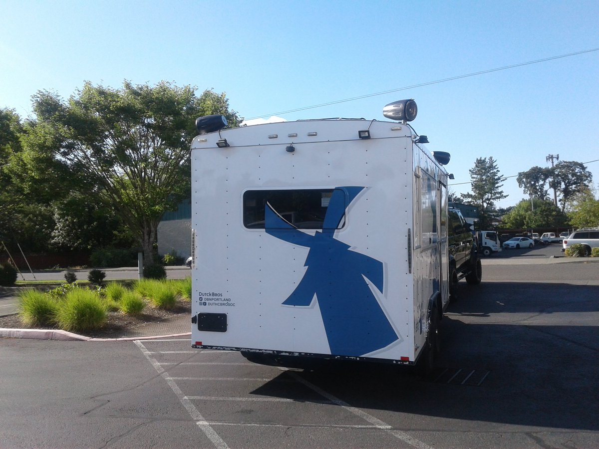 pdxcustomwraps's tweet photo. Full color change on the trailer with custom design and printed decals on the trailer and a wrap removal with custom printed decals for the van. This combo is Roastin & Rockin!! @DutchBros
#pcw #portlandcustomwraps #autowraps #layednotsprayed #oregon #pnwlife #madeinoregon https://t.co/edJZXyXFc3