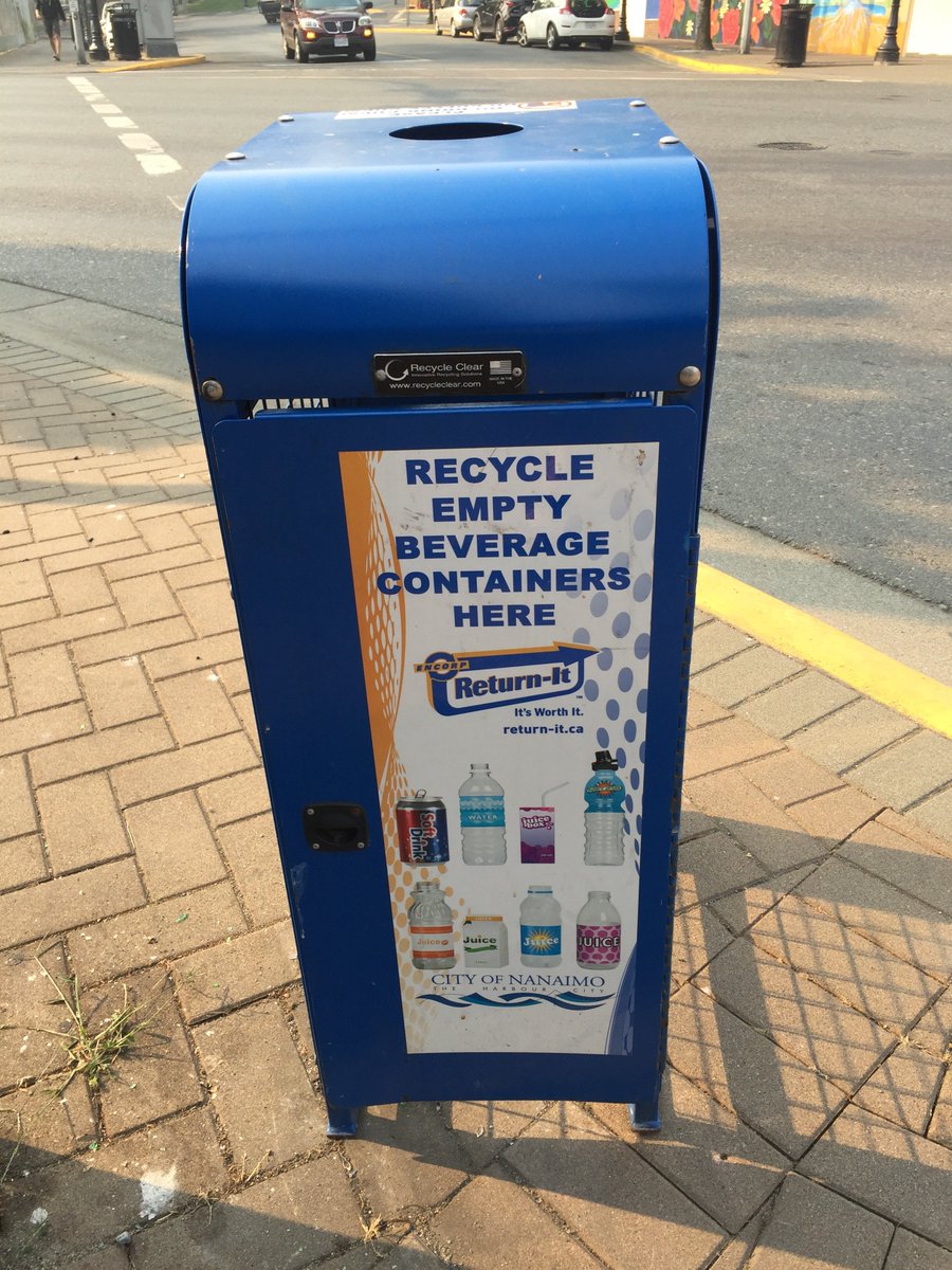 Catherine McKenna 🇨🇦 on Twitter "Spotted a Return_It recycling bin in