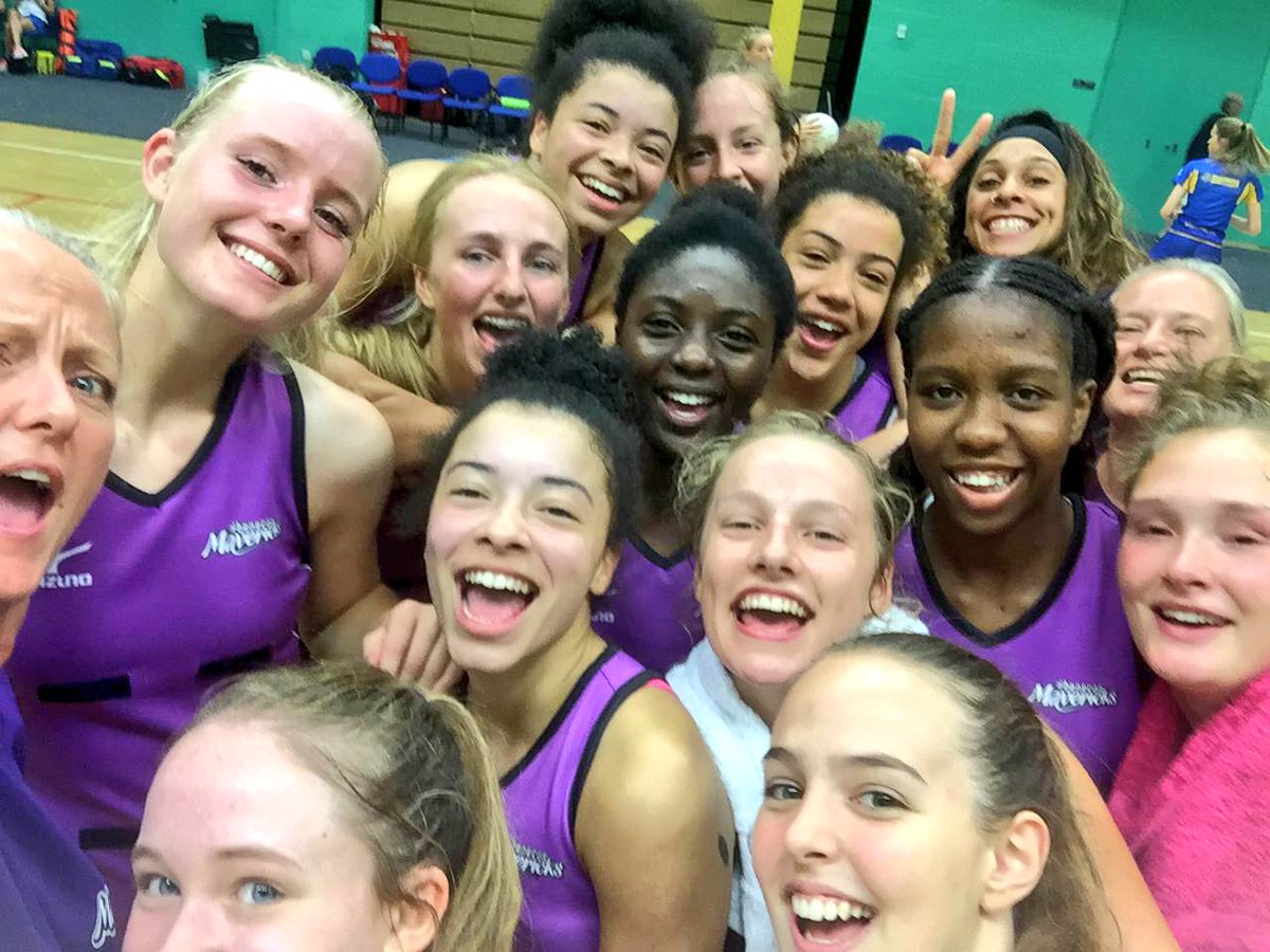 Missing npl and these amazing girls 💜✨