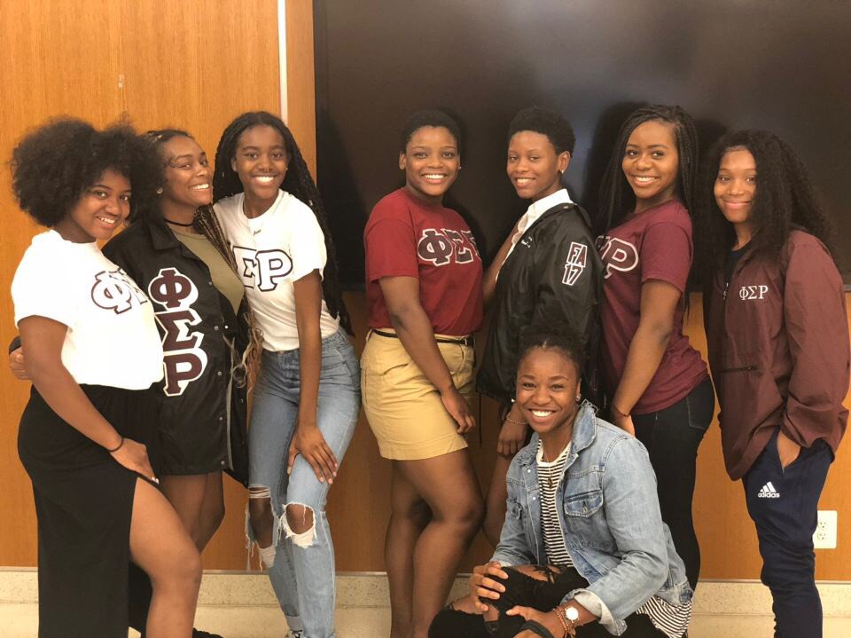 PhiSigmaRhoHU's tweet photo. Happy #WineRedWednesday from your favorite engineers! We hope your first week is treating you well! https://t.co/GRp69C0vpS