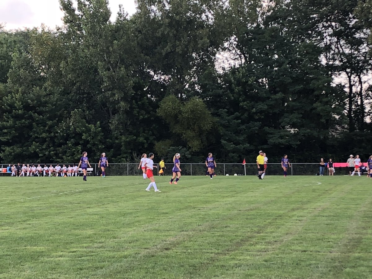 hs2_math's tweet photo. Beautiful evening to watch the Lady Raiders!  @RHS_HS2 #REYNproud https://t.co/62d1nYhxs1