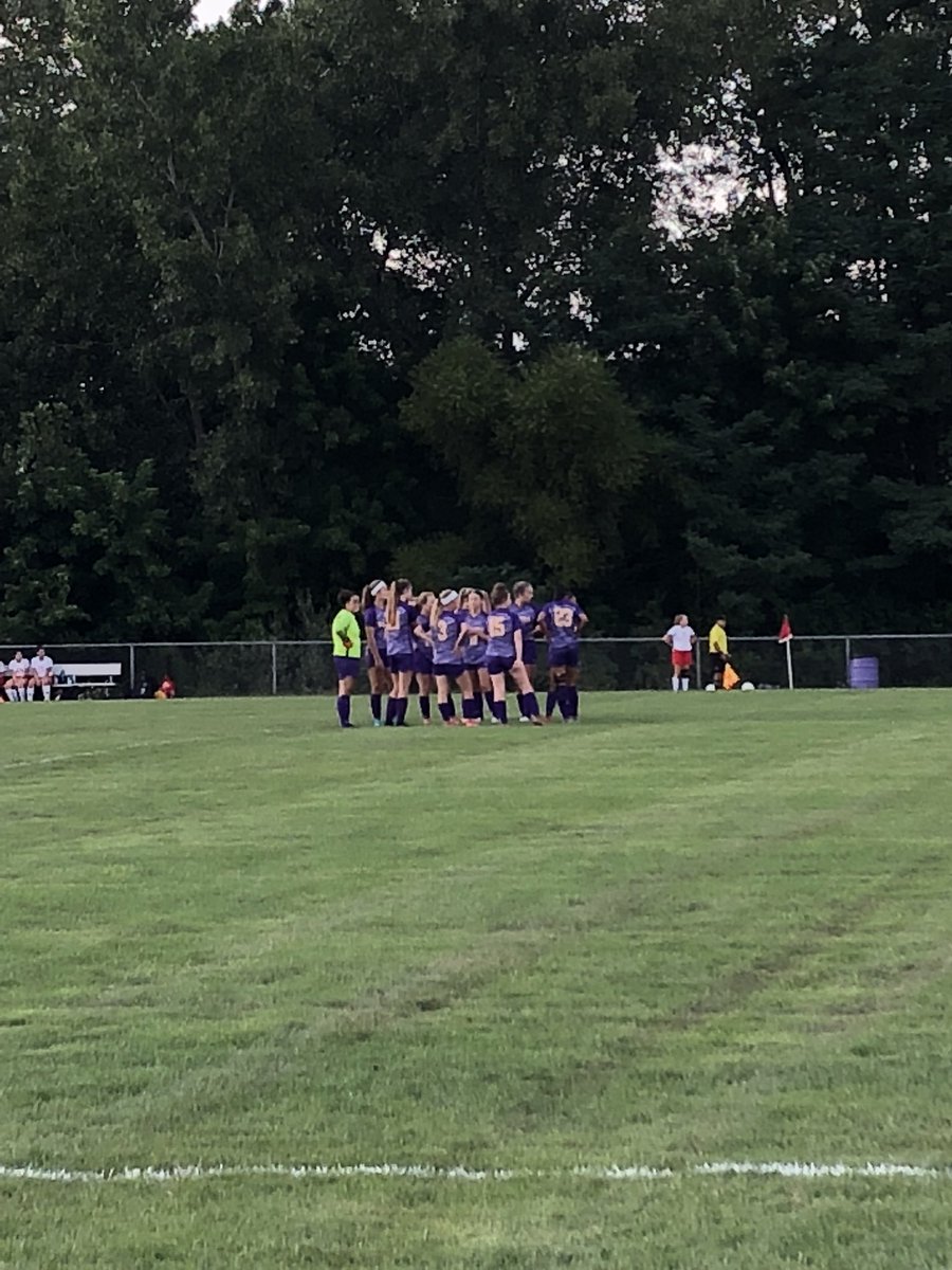 hs2_math's tweet photo. Beautiful evening to watch the Lady Raiders!  @RHS_HS2 #REYNproud https://t.co/62d1nYhxs1