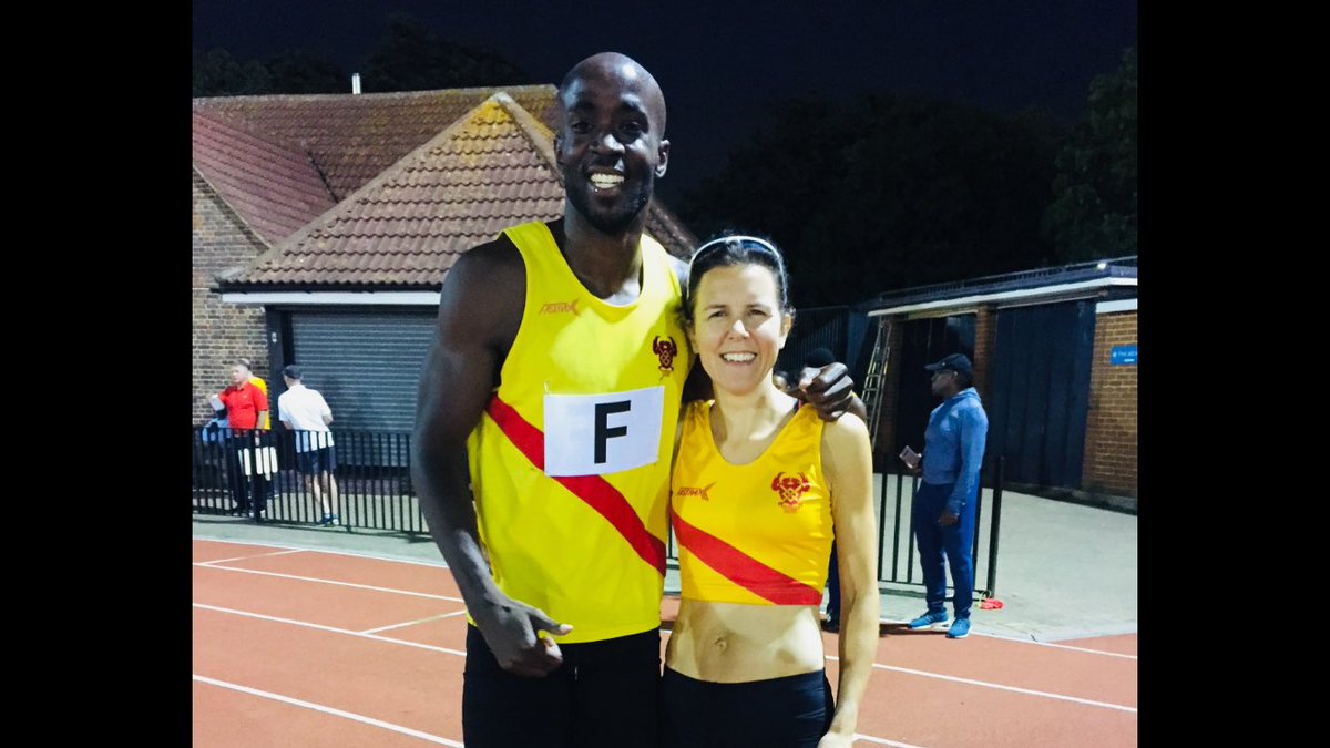 _GinaGalbraith's tweet photo. Team mate and European Championships 4x4 silver medalist @Dwaynecowan inspiring me to a 1500m win in a PB of 5:00:13 π₯π @hercarmy #PBtastic #thinkbig #hercarmy #herculeswimbledon #uptheherc #EC2018 πππΌ https://t.co/vt8abZLBWt