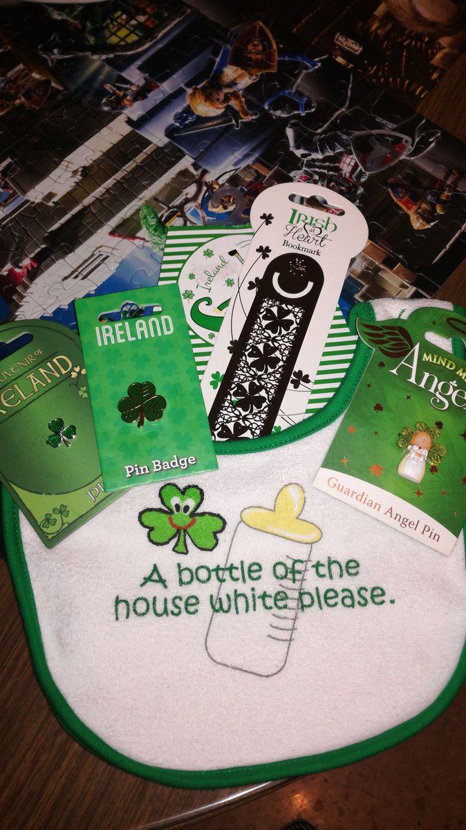 Lago1995's tweet photo. Regalitos desde Irlanda de la futura abuela :) <3 https://t.co/DftZASLfzS
