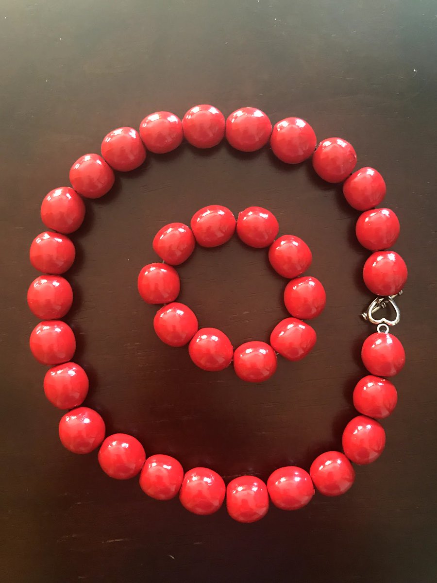 upscale_jewelry's tweet photo. #colorfulbeads #woodnecklace #woodjewelry #lightweightjewelry #chunkyjewelry #jewelrydesignersofinstagram #rednecklace #redfashion #upscalejewelry #customorder #redjewelry #stunningdesigne https://t.co/7div6h9yKD