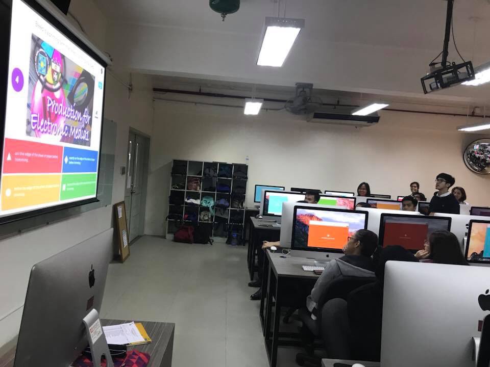 USTNur_Edtech's tweet image. Kahooting! the CFAD way!
#MacLab
#ustCFAD
#cfadedtech
@bobby_ustclass