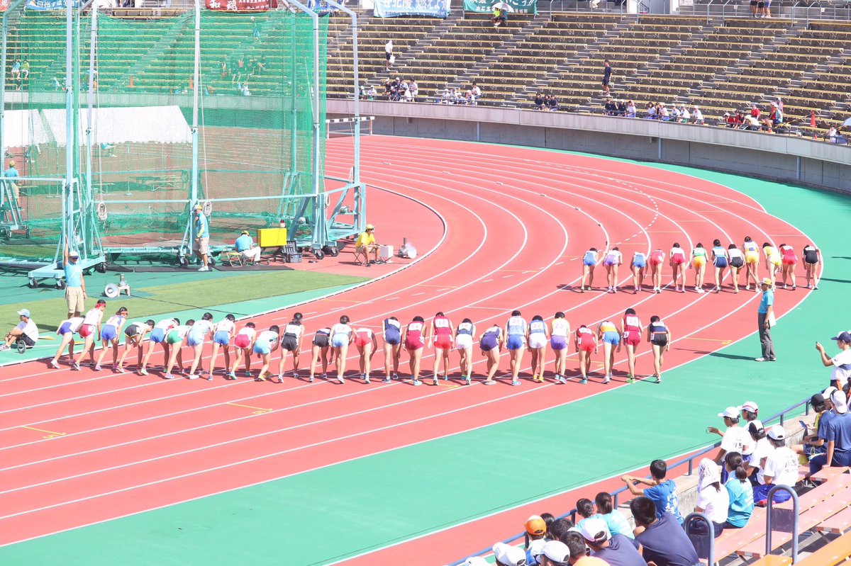 111_misa's tweet photo. 県ユース
女子総合優勝🏆

3000mはチームに貢献することはできましたがチャンスを自分のものにできなかった力不足なレースに感じました。来年は近畿に行けるように頑張りたいです🔥

この3日間沢山の感動と自分達にある可能性を感じました🌈
暑い中沢山の応援やサポートありがとうございました！ https://t.co/CiY9XGM0xe