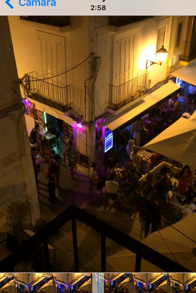 AvvSaRibaIbz's tweet photo. Horarios de bares con altavoces y terrazas hasta las 4 de la madrugada. Imposible vivir #Ayuntamiento de #Ibiza #Eivissa @ajeivissa @RafelRuiz #CiudadPatrimoniodelaHumanidad @GrupoCPHE es fácil solucionar este grave problema #alas23 horas https://t.co/WqQ0IHwFqQ