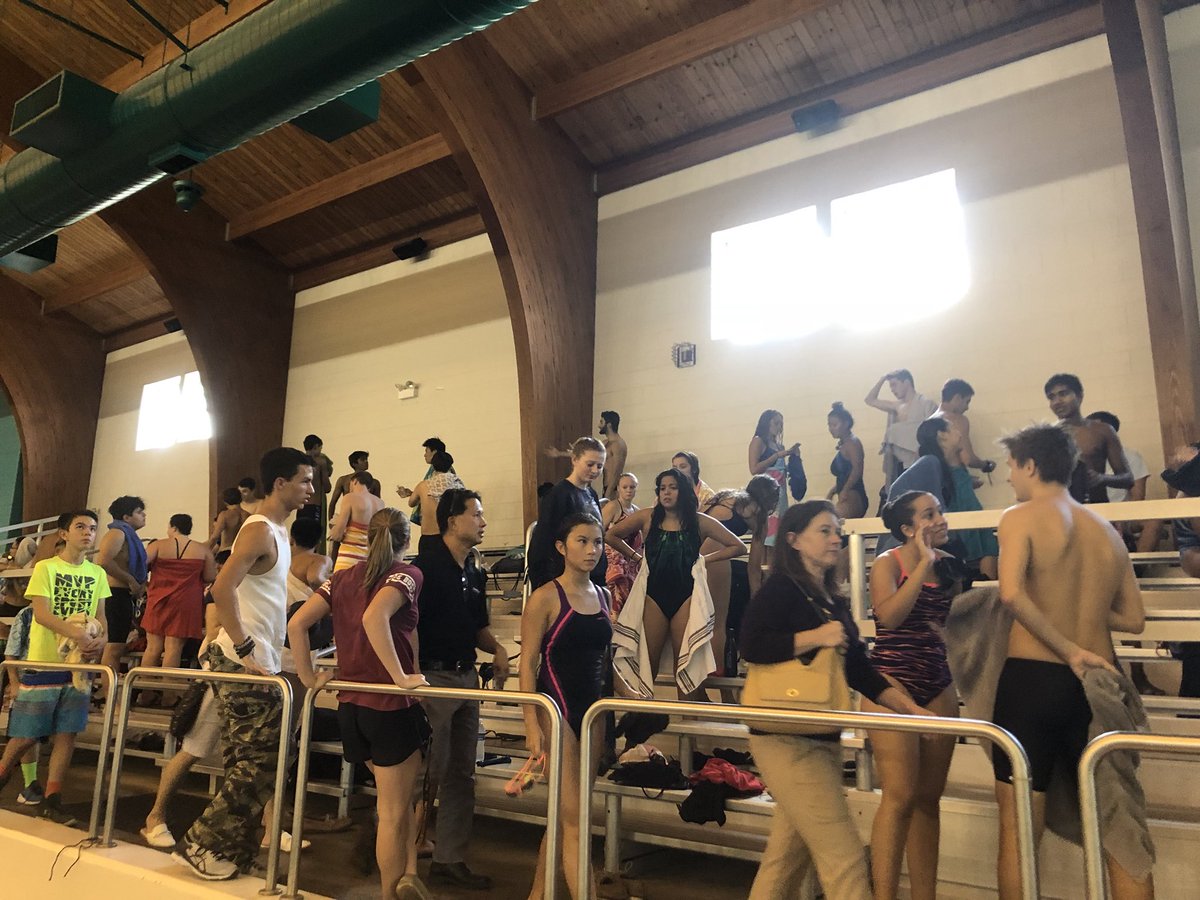 dulles swim tweet media