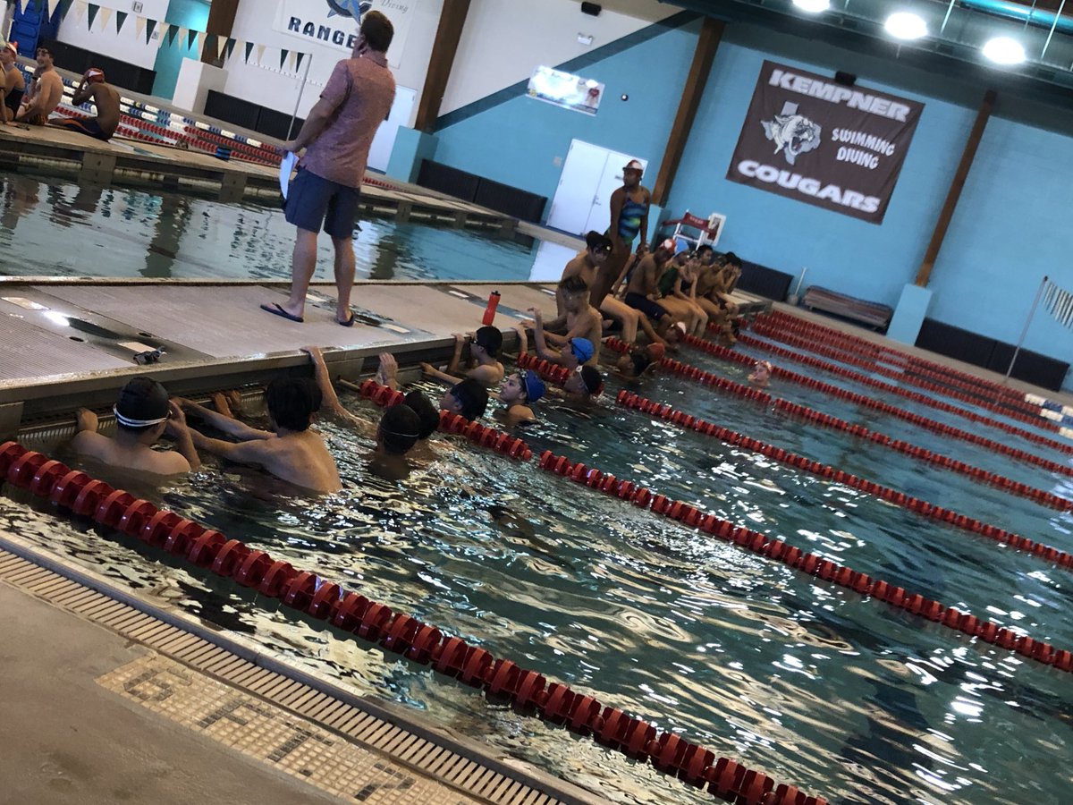 dulles swim tweet media