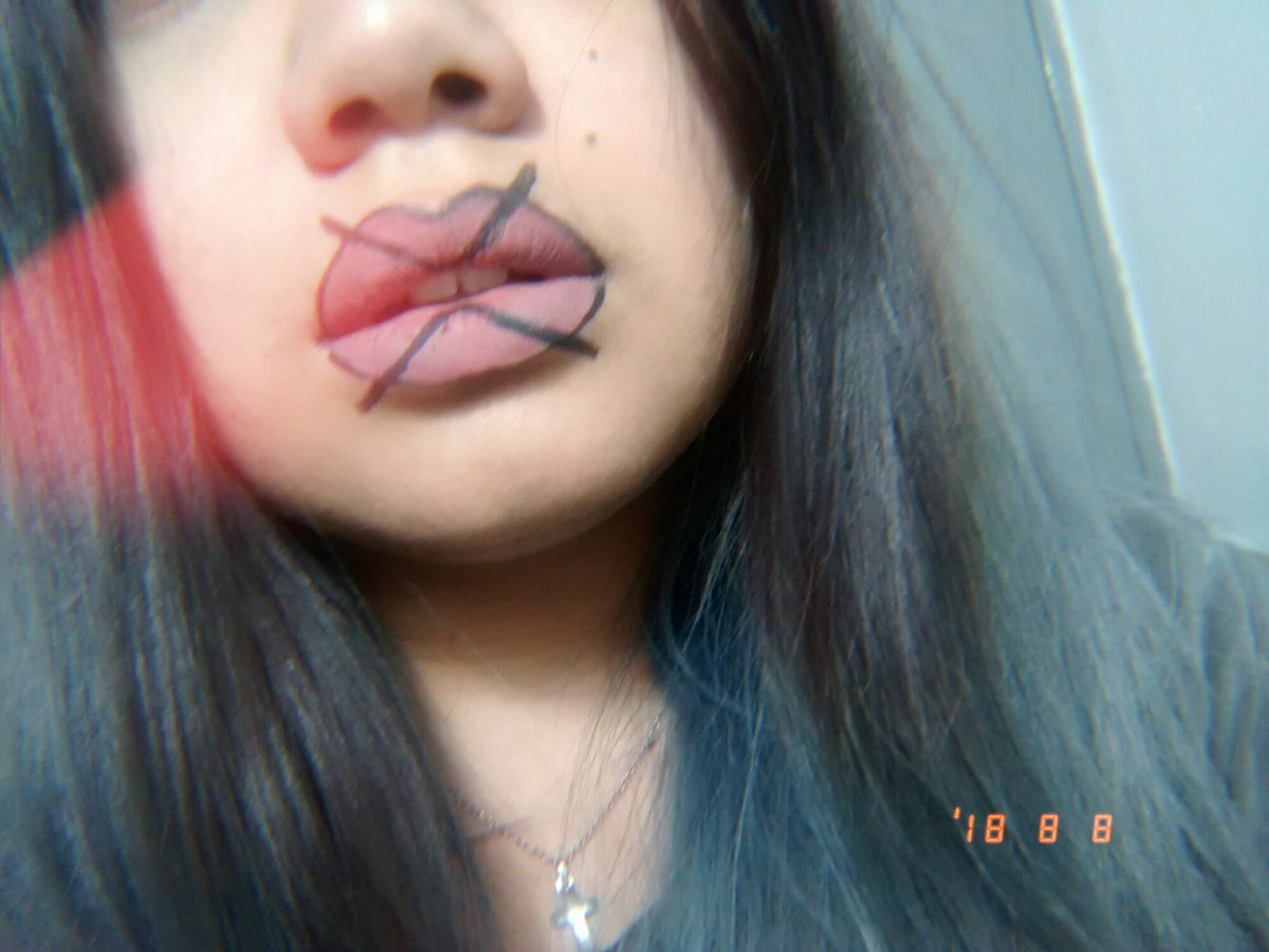 seethesunshinee's tweet photo. "your secrets are (not) safe with me" - ✖ #Secrets @makeoutofficial  
#MakeUpWithMakeout https://t.co/aCcRpZIX9r