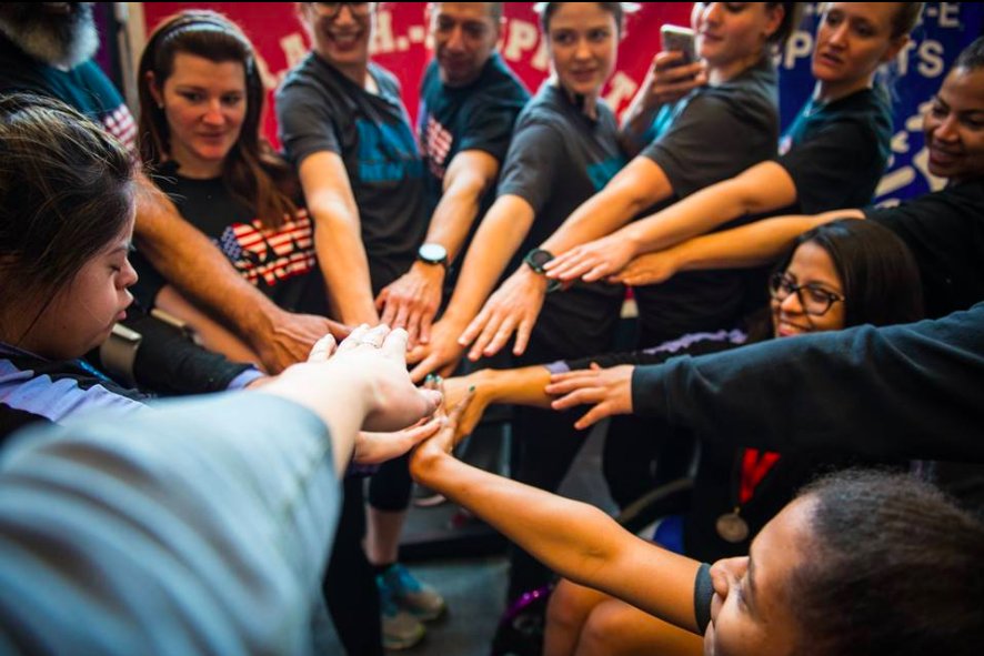 RowNewYork's tweet photo. This year, 85% of our student-athletes had a GPA of 80 or above, 100% of our seniors are going to college and one of our athletes broke a world record. Read about all the other amazing things our athletes accomplished in 2017-2018: https://t.co/ha8ky4UHlW https://t.co/nPatDFfHbQ